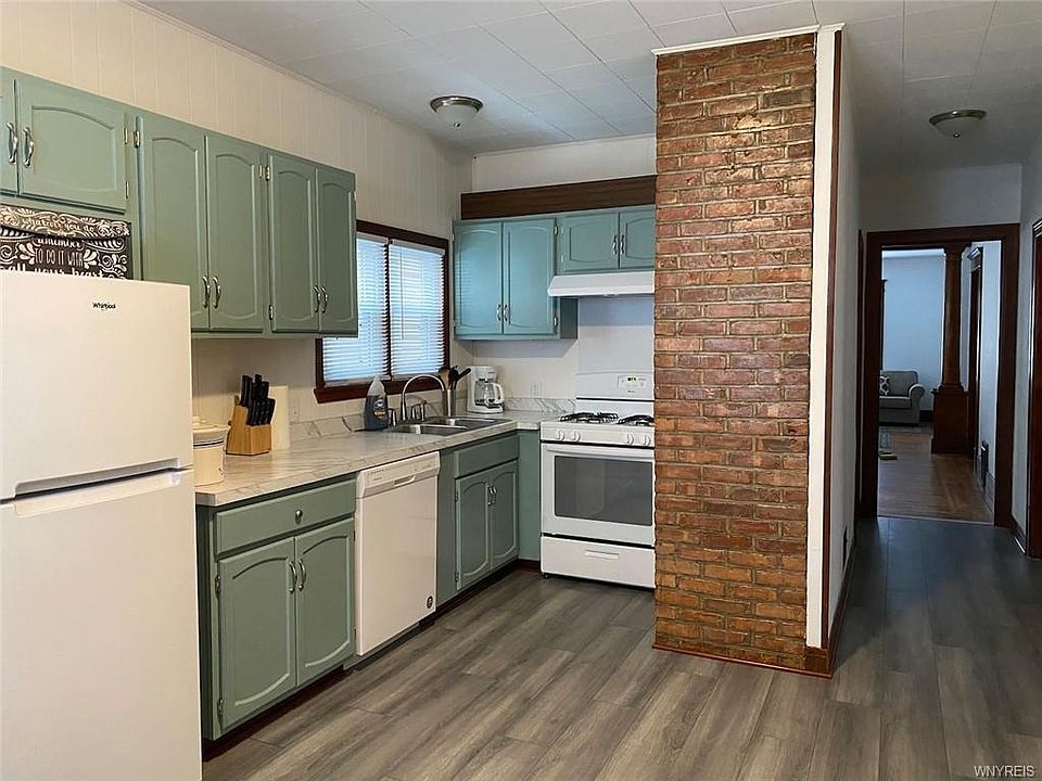 1st image of 71 Englewood Ave
