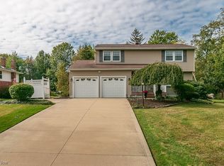 7520 Brenel Dr, Mentor, OH 44060