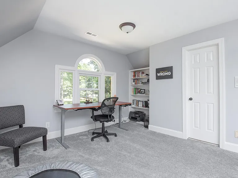 1315 Lake Point Dr — Photo 52