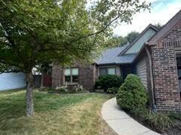 8823 Wintergreen Way, Indianapolis, IN 46256