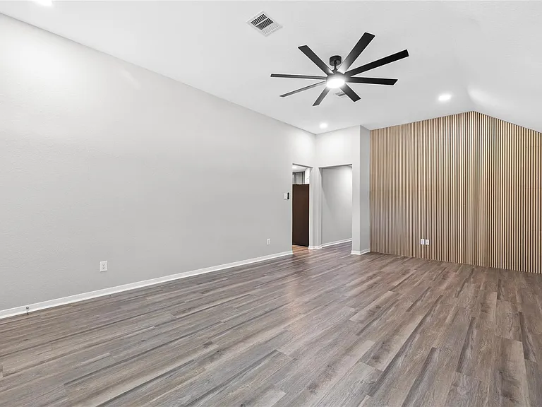 14423 Idylwild Wood Way — Photo 7