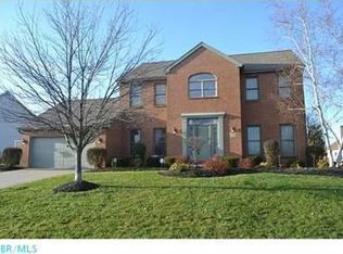 2759 Big Sur Dr, Lewis Center, OH 43035