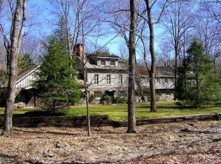 19 Old Mill Rd, Stockton, NJ 08559