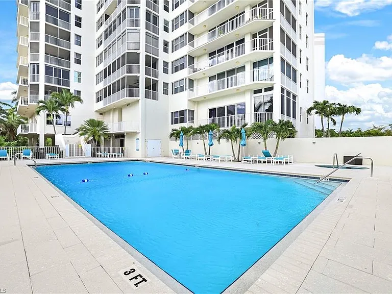 5550 Heron Point Dr #304 — Photo 16