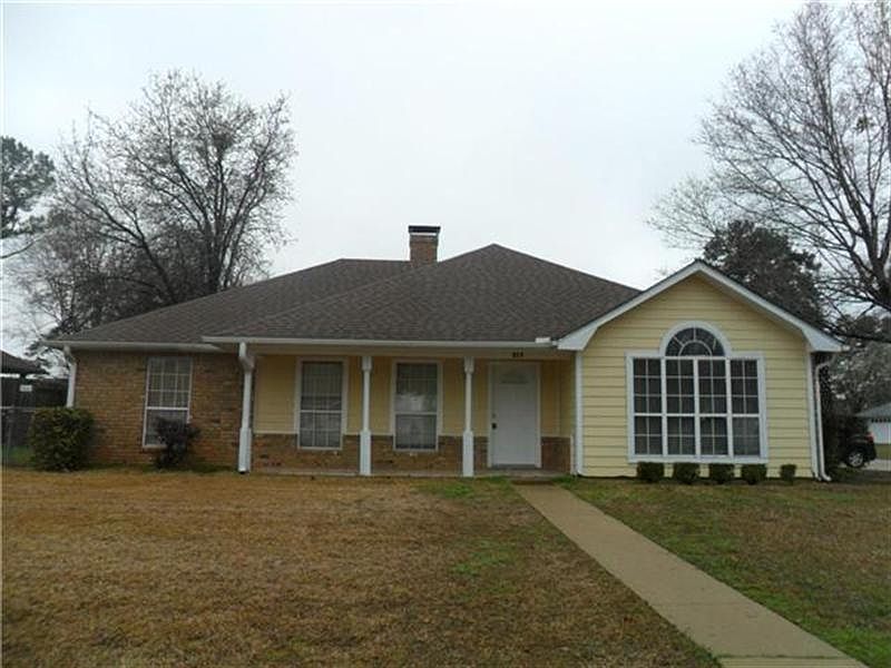 1st image of 217 Jeffrey Ln