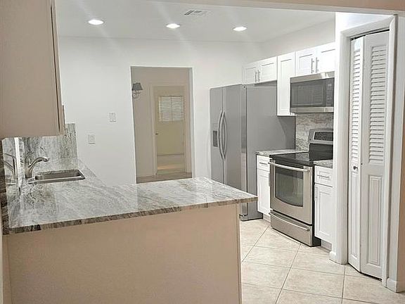5th image of 11291 Broadleaf Ct Floor 3