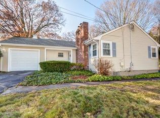 15 Avon Cir, Needham, MA 02494