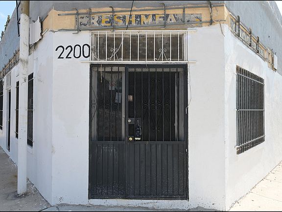 5th image of 2200 Tremont Ave