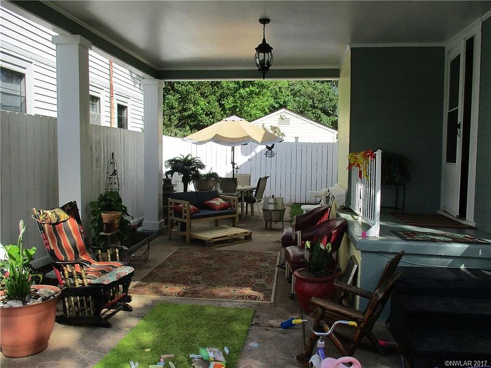 2nd image of 1130 Margaret St