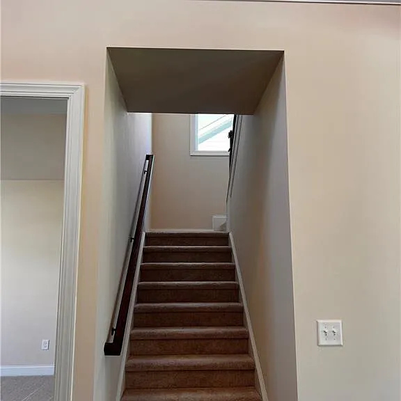 3755 Crestland Ln — Photo 10