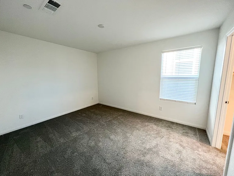 10937 Oregano Ave — Photo 29