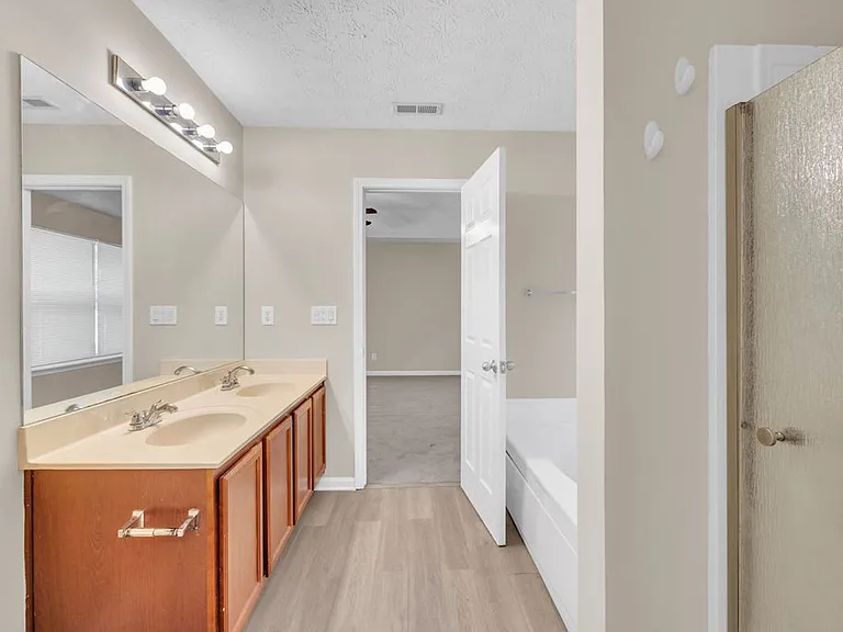 2888 Brookford Ln SW — Photo 27