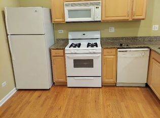 5953 N Kenmore Ave APT 303, Chicago, IL 60660