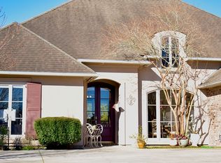 16475 Hardwood Dr, Prairieville, LA 70769