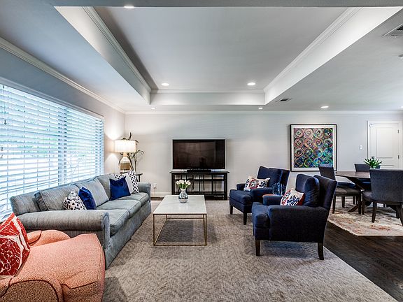 5th image of 11008 Cinderella Ln
