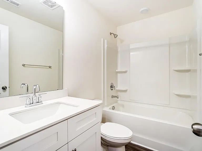 3929 Rothwood Ln — Photo 7