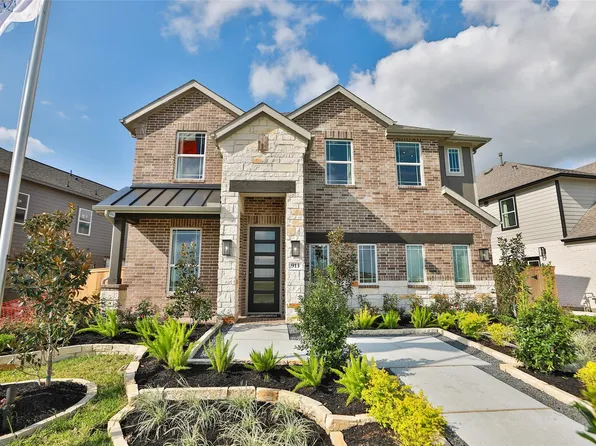 913 Brazos Trl, Dayton, TX 77535