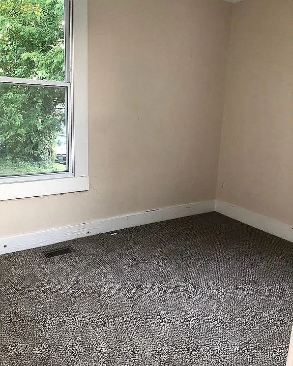 Smaller Bedroom