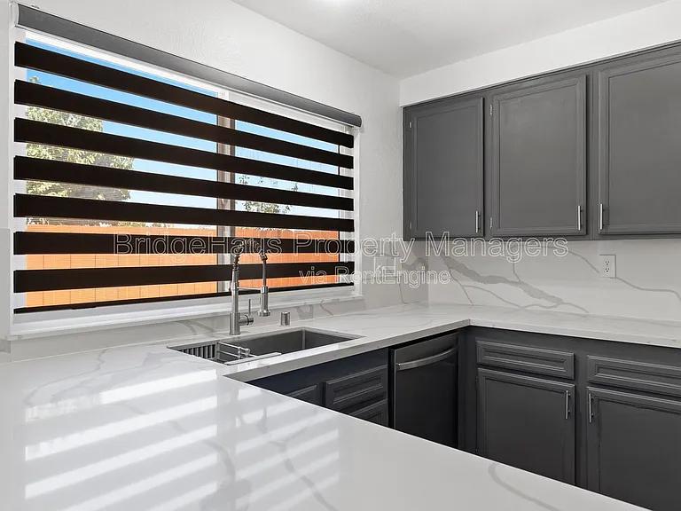 11004 Collinwood Dr — Photo 18