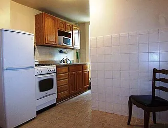 Rented by R New York