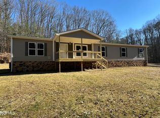 321 Hillcrest St, Rogersville, TN 37857