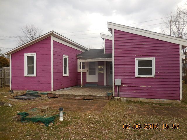 1st image of 8 Phillips Ave