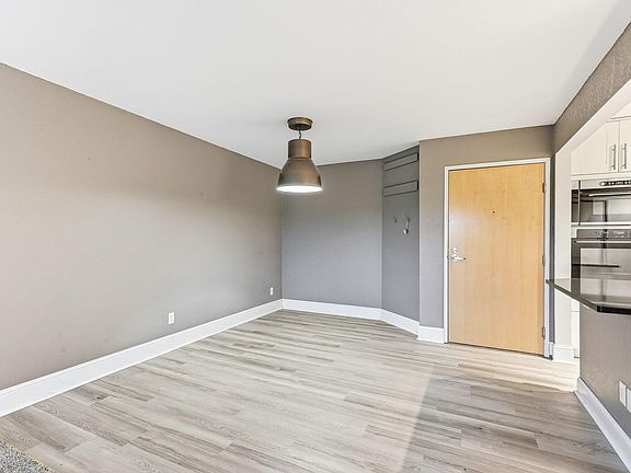 5th image of 1700 Four Oaks Rd APT 331