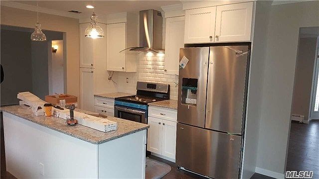 1st image of 37 Tyburn Ln