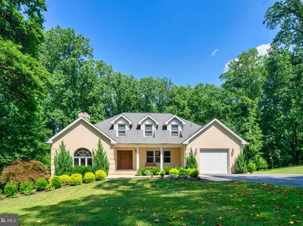 3025 Mullineaux Ln, Ellicott City, MD 21042