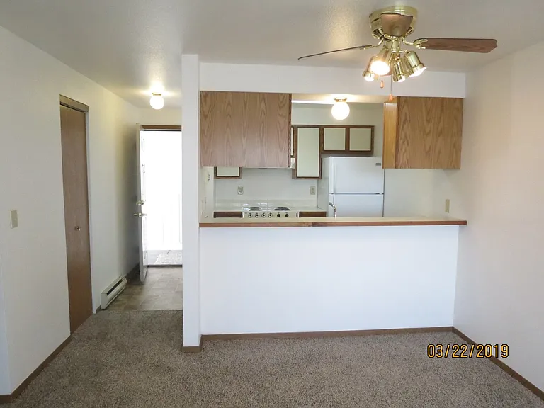 Hart Terrace Apartments — Photo 11