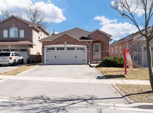 148 Solway Ave, Vaughan, ON L6A2X2