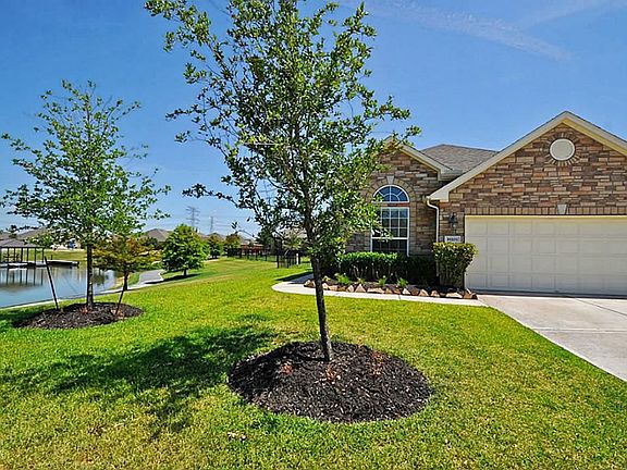 2nd image of 19203 Blue Cove Ct