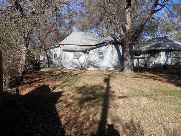 3rd image of 204 N 13th St
