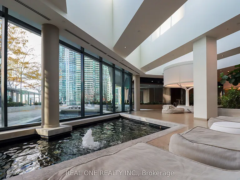 100 Harbour St #5008 — Photo 15