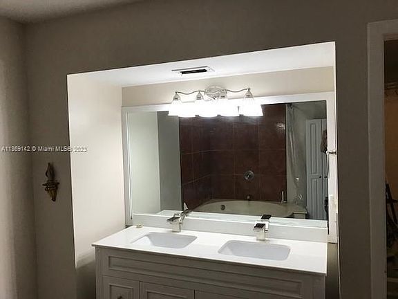 2nd image of 7019 SW 115th Pl #B31