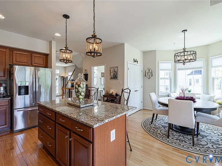 3921 Liesfeld Pl — Photo 20