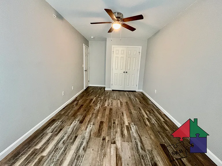 39 Cornelia Ct — Photo 15