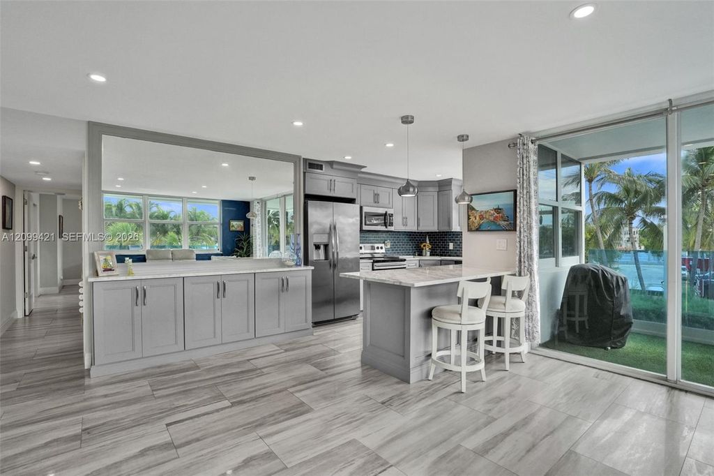 2639 N Riverside Dr APT 203, Pompano Beach