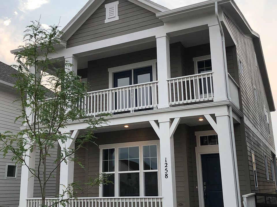 Front view showing dual upper/lower decks.