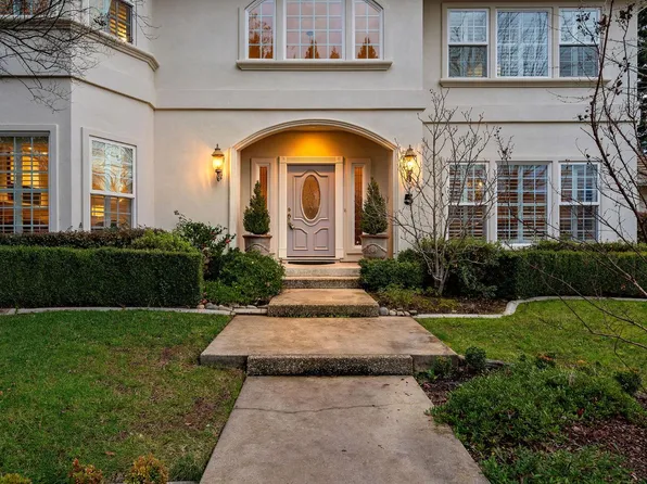 5 Latham Ln, Sacramento, CA 95864