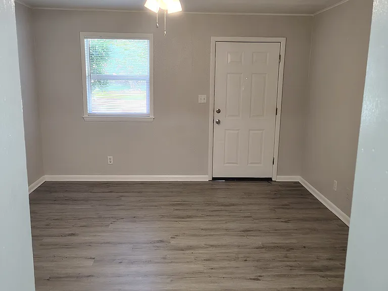 519 S Duncan Ave #1 — Photo 7