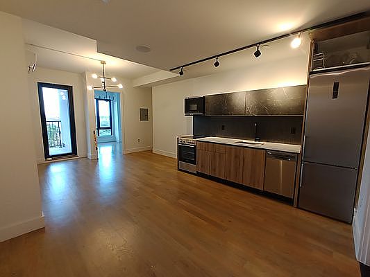 1st image of 885 Rogers Ave #607
