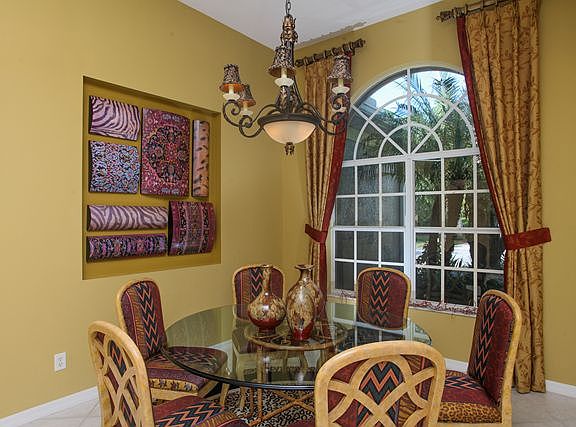 5th image of 4923 Sabal Lake Cir