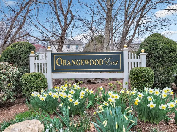 272 Shagbark Drive #272, Derby, CT 06418
