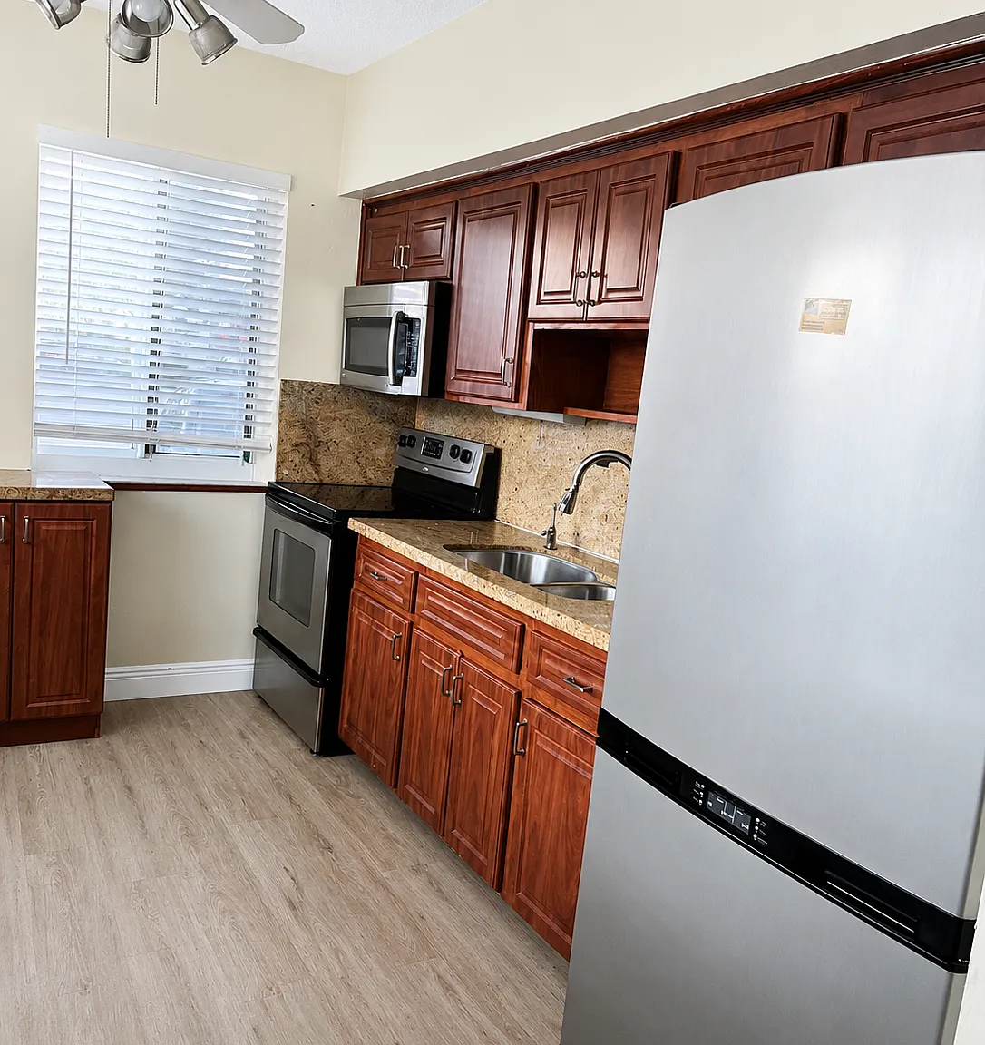 1 bed, 575 sqft, $1,740 — Photo 1
