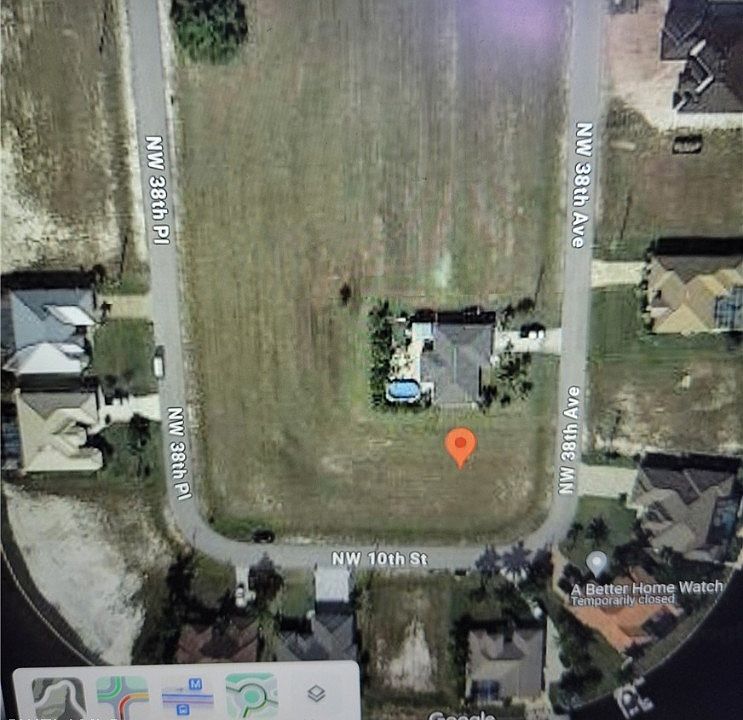 2nd image of 1000 NW 38th Ave
