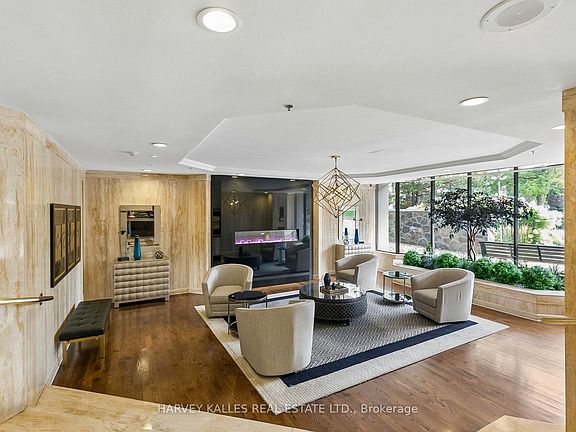 3rd image of 65 Skymark Dr #204