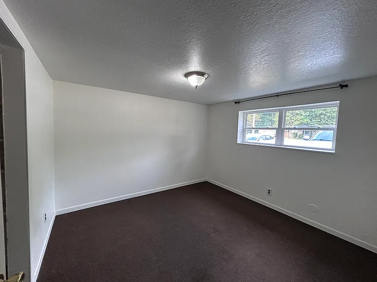 6188 Whitehall Rd — Photo 6