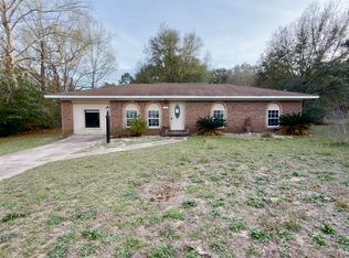 208 Forrest Pkwy, Crestview, FL 32539