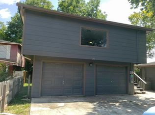 211 McPhail St, Tomball, TX 77375